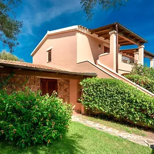 With Air Conditioning In The Center Of San Teodoro San Teodoro (Sardinia)